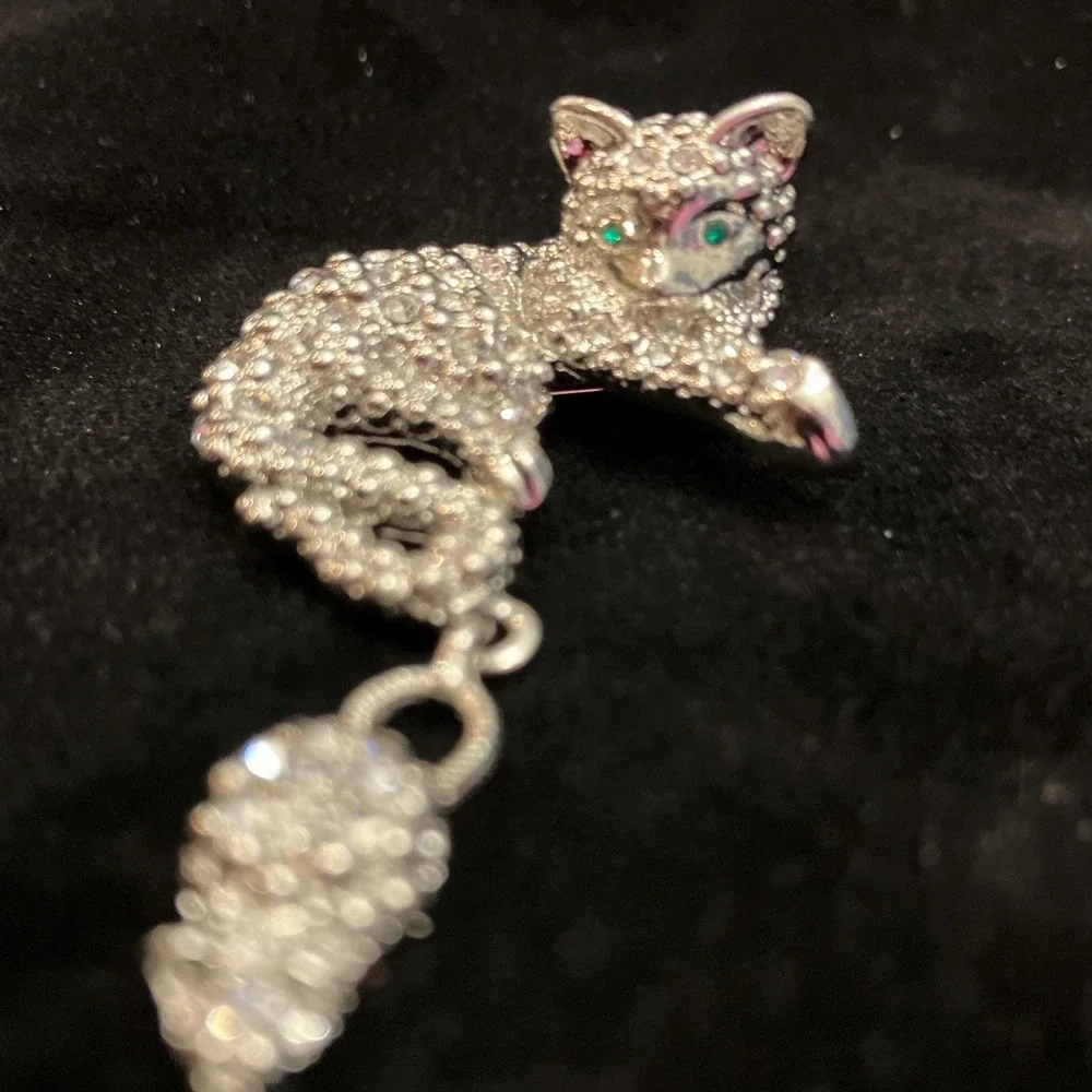 VTG Cat & Mouse Brooch Silver Tone Clear Pave Rhinestone Crystal Pin Green Eyes